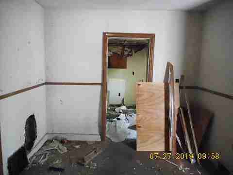 16202 Lamphere (23)_m.jpg